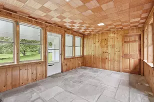 77 Old Middle Rd, Brookfield, CT 06804 - Photo 4