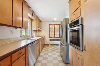 77 Old Middle Road, Brookfield, CT 06804 - Photo 6