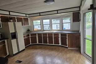 20 Woodland Park, Shelton, CT 06484 - Photo 2