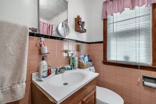 398 Boston Post Rd, Waterford, CT 06385 - Photo 16