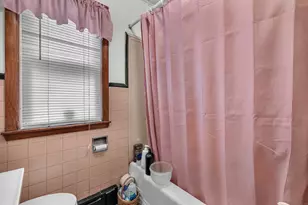 398 & 402 Boston Post Rd, Waterford, CT 06385 - Photo 16