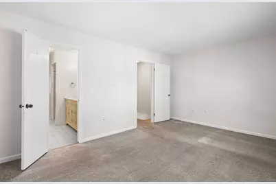 93 Park Avenue #1704, Danbury, CT 06810 - Photo 12