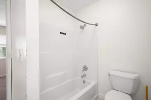 93 Park Ave, Danbury, CT 06810 - Photo 14