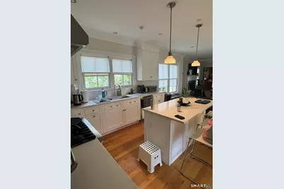 65 Sherwood Place #65, Greenwich, CT 06830 - Photo 4