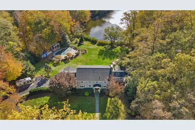 101 Golden Hill Street, Trumbull, CT 06611 - Photo 8