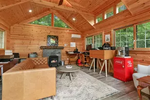 101 Golden Hill St, Trumbull, CT 06611 - Photo 14