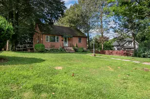 176 Hancock St, Meriden, CT 06451 - Photo 18