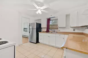 176 Hancock St, Meriden, CT 06451 - Photo 6