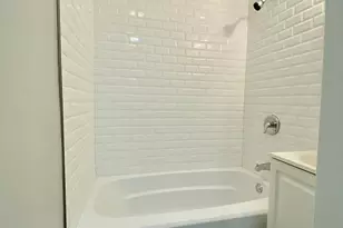 87 Caroline St, Bridgeport, CT 06608 - Photo 4