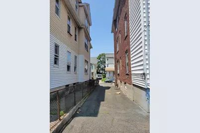 31-33-35 Taft Avenue, Bridgeport, CT 06606 - Photo 6