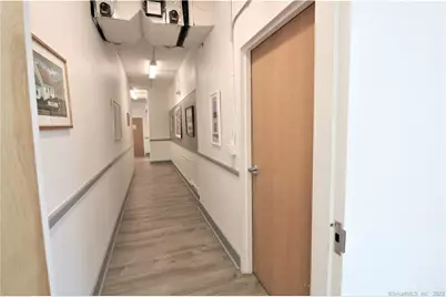 1020 Fairfield Avenue, Bridgeport, CT 06605 - Photo 22