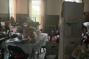 44 4th St, Meriden, CT 06451 - Photo 2