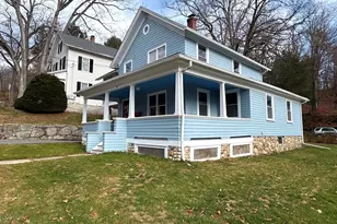 16 Tracy St, Thomaston, CT 06787 - Photo 26