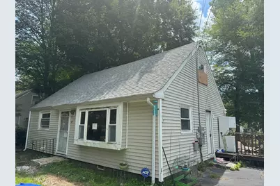 97 East Burnham Street, Bloomfield, CT 06002 - Photo 2