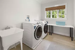 35 Millard St, Fairfield, CT 06824 - Photo 26