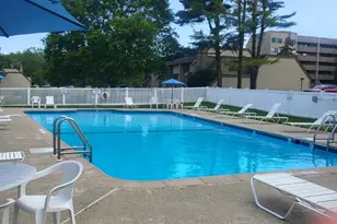 85 Viscount Dr, Milford, CT 06460 - Photo 4