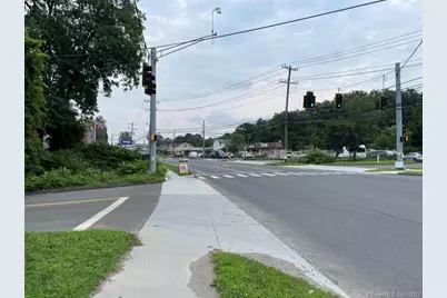 26 Newtown Road, Danbury, CT 06810 - Photo 4