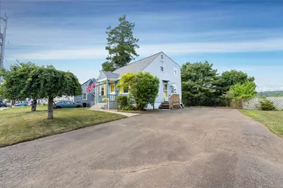 102 Vista Drive, East Haven, CT 06512 - Photo 4