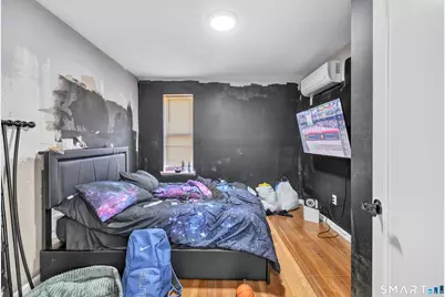 1472 Baldwin Street, Waterbury, CT 06706 - Photo 18