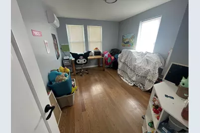 1472 Baldwin Street, Waterbury, CT 06706 - Photo 12