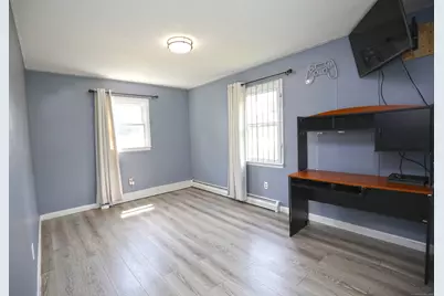425 Scott Road, Waterbury, CT 06705 - Photo 10