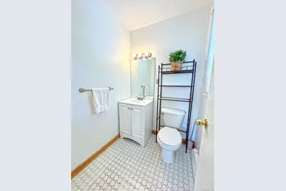 425 Scott Road, Waterbury, CT 06705 - Photo 14