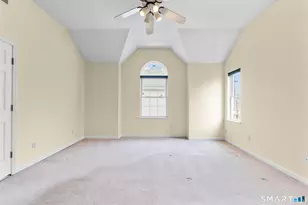 168 Colonial Rd, Stamford, CT 06906 - Photo 32