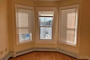 373 Blatchley Ave, New Haven, CT 06513 - Photo 20