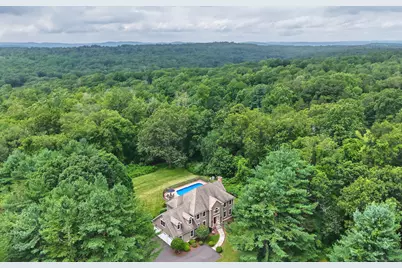 28 Sunnyview Drive, Redding, CT 06896 - Photo 36