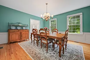 28 Sunnyview Dr, Redding, CT 06896 - Photo 6