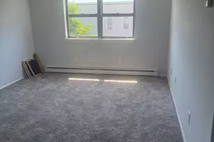 217 Hollister Ave, Bridgeport, CT 06607 - Photo 2