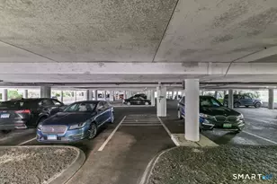 2 Mansfield Grove Rd, East Haven, CT 06512 - Photo 32