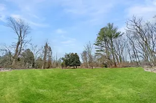 180 Catamount Rd, Fairfield, CT 06824 - Photo 2