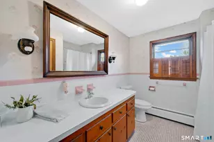 10 Helena Ln, Windsor Locks, CT 06096 - Photo 16