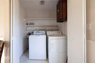 309 Queen St, Bristol, CT 06010 - Photo 34