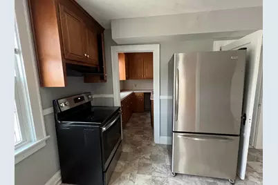 861 Farmington Avenue #2nd Floor, Berlin, CT 06037 - Photo 2