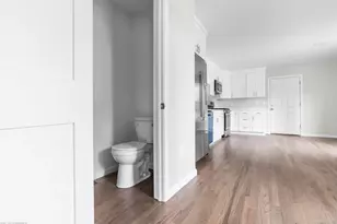 196 Wilmot Ave, Bridgeport, CT 06607 - Photo 14