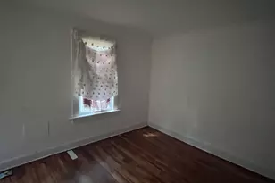 323 Maple St, New Britain, CT 06051 - Photo 10