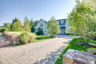 507 River Rd, Greenwich, CT 06807 - Photo 2