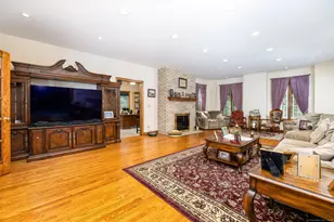 126 Cooke Rd, Wallingford, CT 06492 - Photo 8