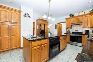 126 Cooke Rd, Wallingford, CT 06492 - Photo 10