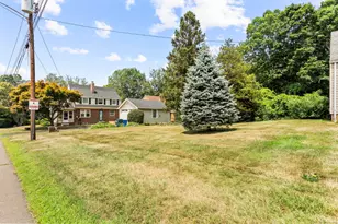 29 Haywood Ln, Hamden, CT 06514 - Photo 30