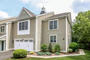 21 Great Heron Ln, Brookfield, CT 06804 - Photo 2