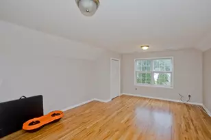 120 Scenic View Dr, Middletown, CT 06457 - Photo 10