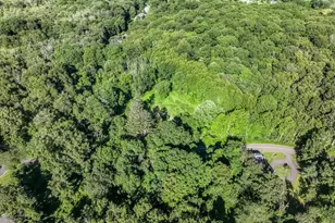 16 Farrell Rd, Newtown, CT 06470 - Photo 36