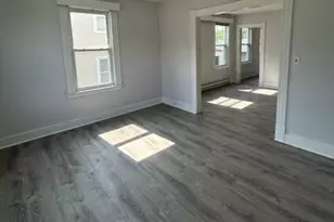 28 Starview Ave, Waterbury, CT 06708 - Photo 6