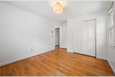 37 Stoneywood Drive, East Lyme, CT 06357 - Photo 18