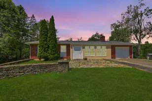 9 Corrine Dr, Prospect, CT 06712 - Photo 1