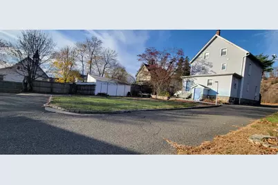 4 Stratton Place, Danbury, CT 06810 - Photo 14