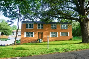 110 Dickerman St, Hamden, CT 06518 - Photo 1